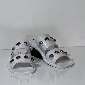 🛍️SCHUTZ Jelly lizzie slide studded sandals size 8